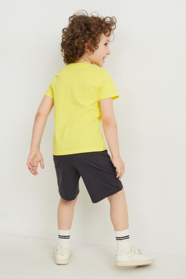 Kinderen: jongens - Set - T-shirt en short - 2-delig - geel