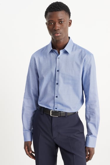 Uomo - Camicia Oxford - regular fit - collo all'italiana - facile da stirare - azzurro