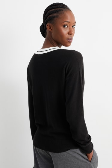 Women - V-neck jumper with cashmere - black