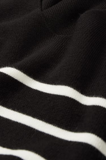 Women - Basic fine knit jumper - striped - black