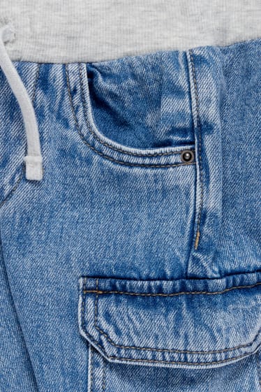 Niemowlęta - Niemowlęce dżinsy bojówki - dżins-jasnoniebieski