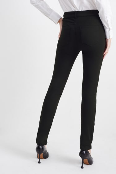 Mujer - Straight jeans - high waist - negro