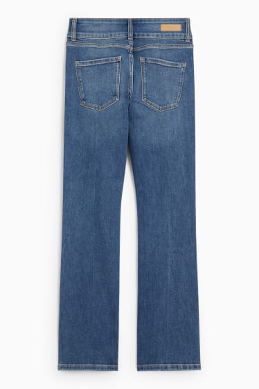 Adolescenți și tineri - CLOCKHOUSE - bootcut jeans - talie joasă - LYCRA® - denim-albastru