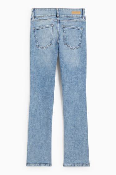 Nastolatki - CLOCKHOUSE - bootcut jeans - niski stan - LYCRA® - dżins-jasnoniebieski
