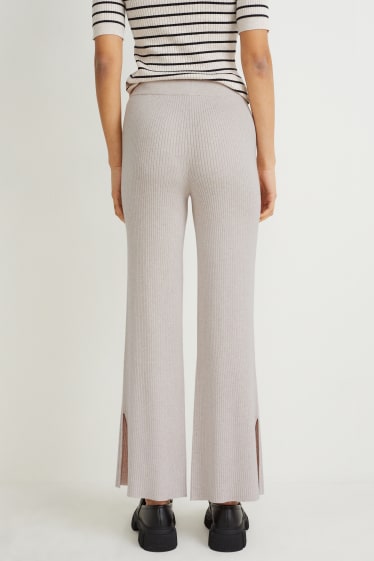 Women - Knitted trousers - creme