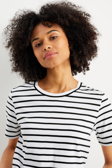 Kobiety - T-shirt basic - w paski - biały