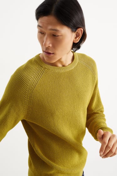 Mężczyźni - Sweter - żółty