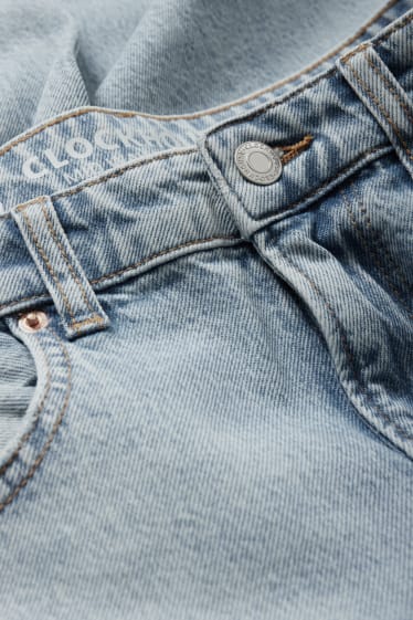 Women - CLOCKHOUSE - baggy jeans - mid-rise waist - denim-light blue