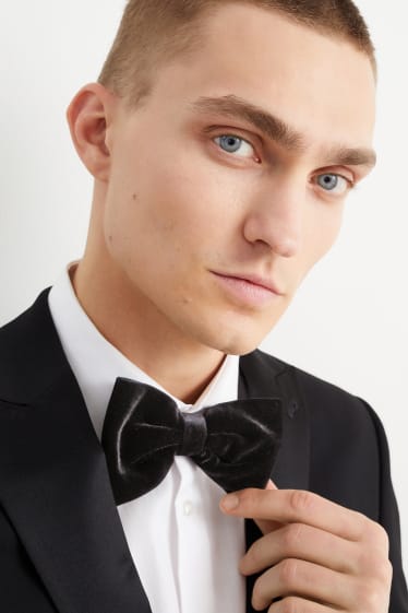 Men - Velvet bow tie - black