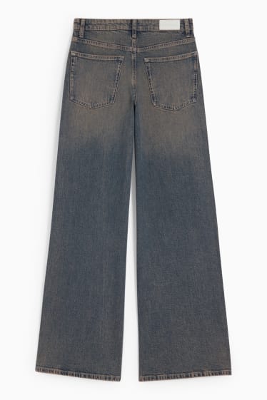 Women - Wide leg jeans - mid-rise waist - denim-brown