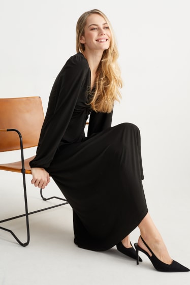 Damen - Fit & Flare Kleid mit V-Ausschnitt - schwarz