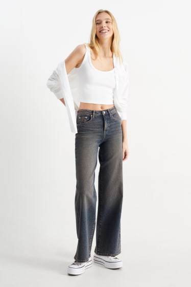 Women - Wide leg jeans - mid-rise waist - denim-brown