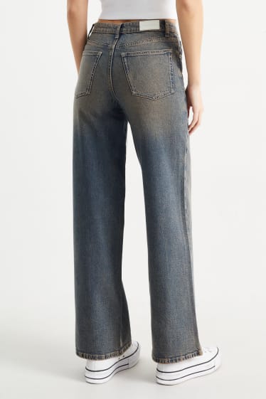 Women - Wide leg jeans - mid-rise waist - denim-brown