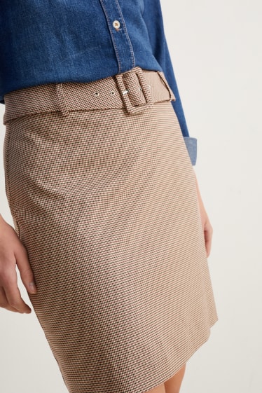 Mujer - Minifalda con cinturón - de cuadros - marrón claro