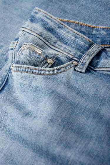 Femei - Straight jeans - talie medie - LYCRA® - denim-albastru deschis