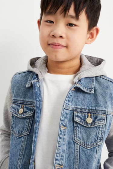 Kinderen: jongens - Spijkerjasje met capuchon - 2-in-1-look - jeansblauw