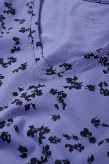 Kobiety - T-shirt basic - w kwiatki - purpurowy