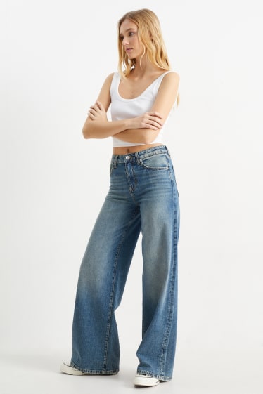 Jóvenes - CLOCKHOUSE - wide leg jeans - mid waist - vaqueros - azul