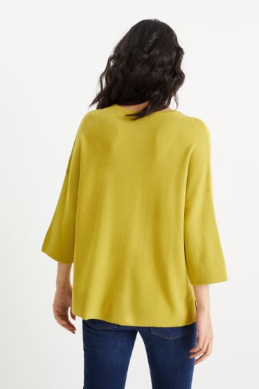 Women - Basic - V-neck jumper - yellow
