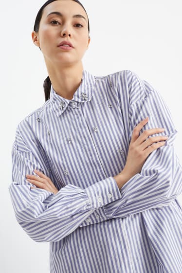 Damen - Bluse mit Strasssteinen - gestreift - weiß / hellblau