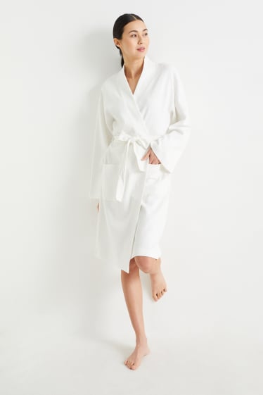 Women - Bathrobe - white