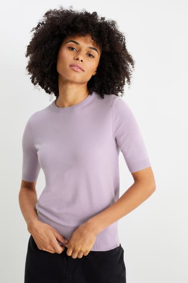 Women - Basic knitted jumper - short sleeve - light violet