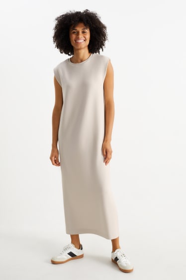 Women - Basic dress with slit - light beige