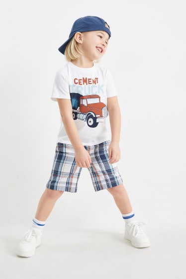 Kinder - Betonmischer - Set - Kurzarmshirt, Shorts und Cap - 3 teilig - weiss