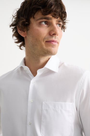 Hombre - Camisa de oficina - regular fit - cutaway - de planchado fácil - blanco