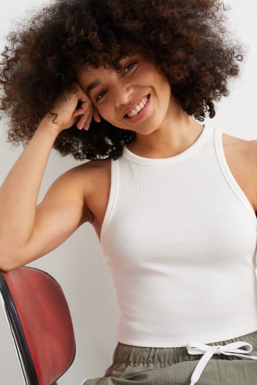 Mujer - Top crop - blanco roto