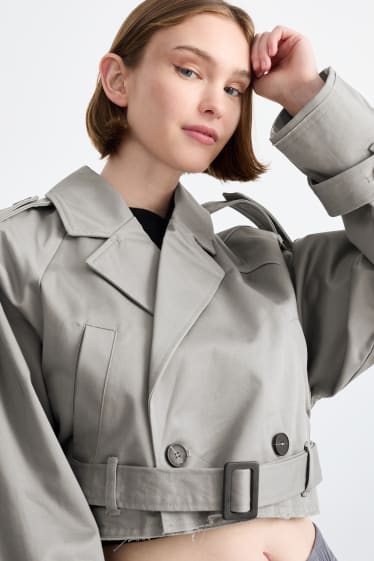 Mujer - CLOCKHOUSE - chaqueta crop - gris