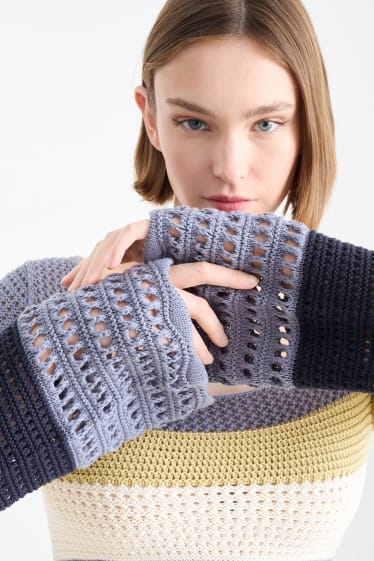 Women - Cropped jumper - striped - gray