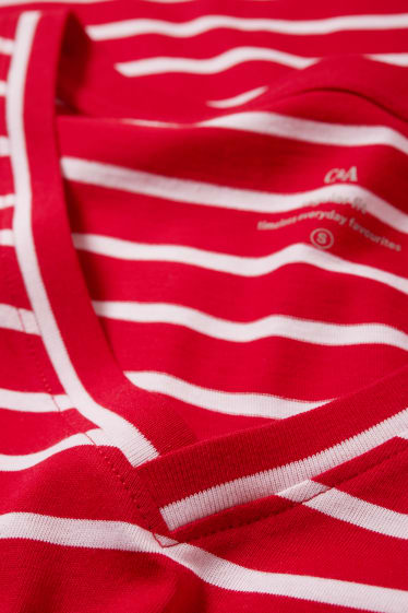 Kobiety - T-shirt basic - w paski - czerwony / biały