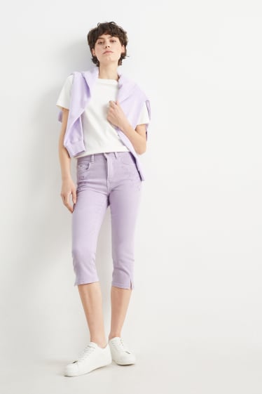 Dámské - Capri jeans - mid waist - světle fialová
