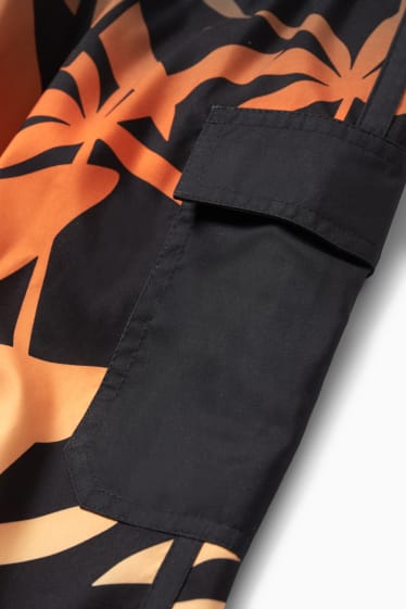 Herren - Badeshorts - orange / schwarz