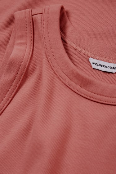 Damen - Figurbetontes Kleid - dunkelrosa