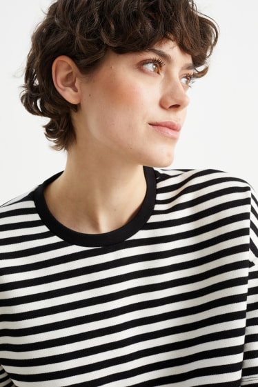Women - Cropped T-shirt - striped - black