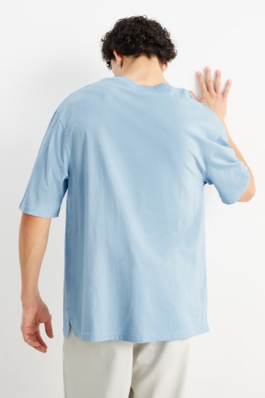 Home - Samarreta oversized de màniga curta - blau clar