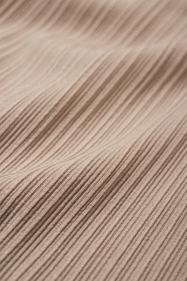 Femmes - Robe droite en maille - beige
