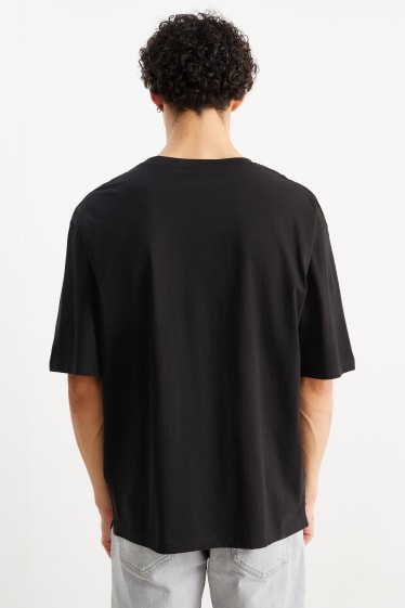 Mężczyźni - T-shirt oversize - czarny