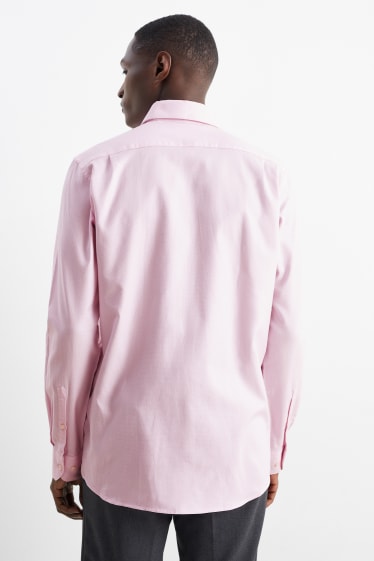 Home - Camisa formal - regular fit - cutaway - fàcil de planxar - rosa