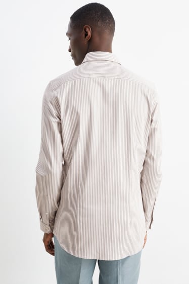 Hombre - Camisa de oficina - slim fit - cutaway - de planchado fácil - de rayas - beis