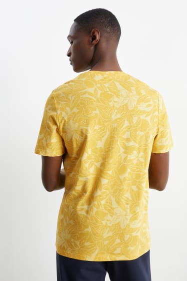 Mężczyźni - T-shirt - ze wzorem - żółty