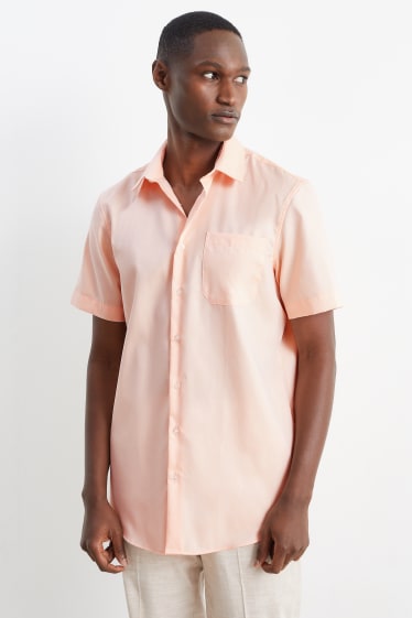 Uomo - Camicia business - regular fit - colletto all'italiana - facile da stirare - arancio chiaro