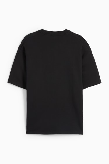 Men - Oversized T-shirt - black