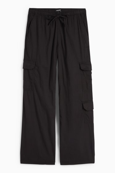 Femmes - CLOCKHOUSE - pantalon cargo - mid waist - wide leg - noir