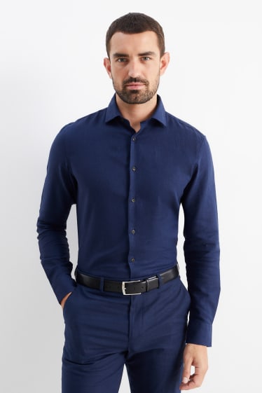 Hombre - Camisa de oficina - regular fit - cutaway - de planchado fácil - azul oscuro