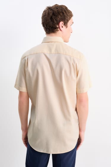 Hombre - Camisa de oficina - regular fit - cutaway - de planchado fácil - amarillo claro