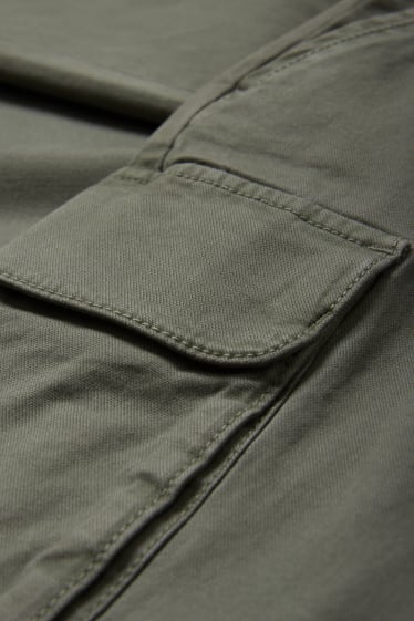 Hombre - Pantalón cargo - regular fit - verde