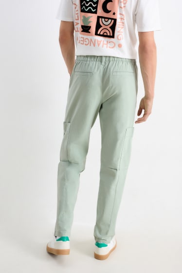Hommes - Pantalon cargo - relaxed fit - vert menthe